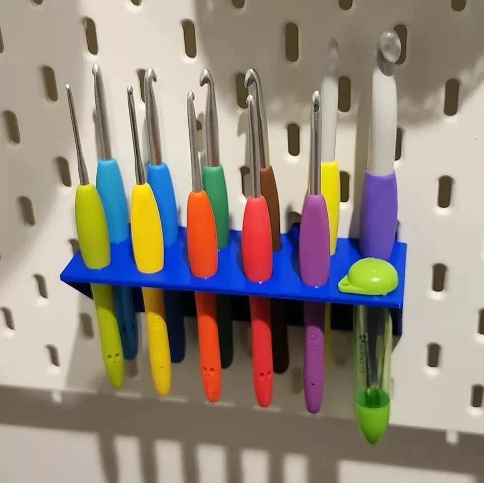 ETM 3D PRINTS Skadis Crochet Needles Holder – Pegboard Organizer for Crochet Hooks | Blue