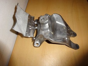 Audi A4 8W B9 Motorlager Getriebehalter Motorhalter Halter 8W0199308H