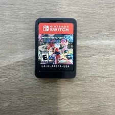Mario Kart 8 - Deluxe Edition (Nintendo Switch, 2017) (Cartridge Only)