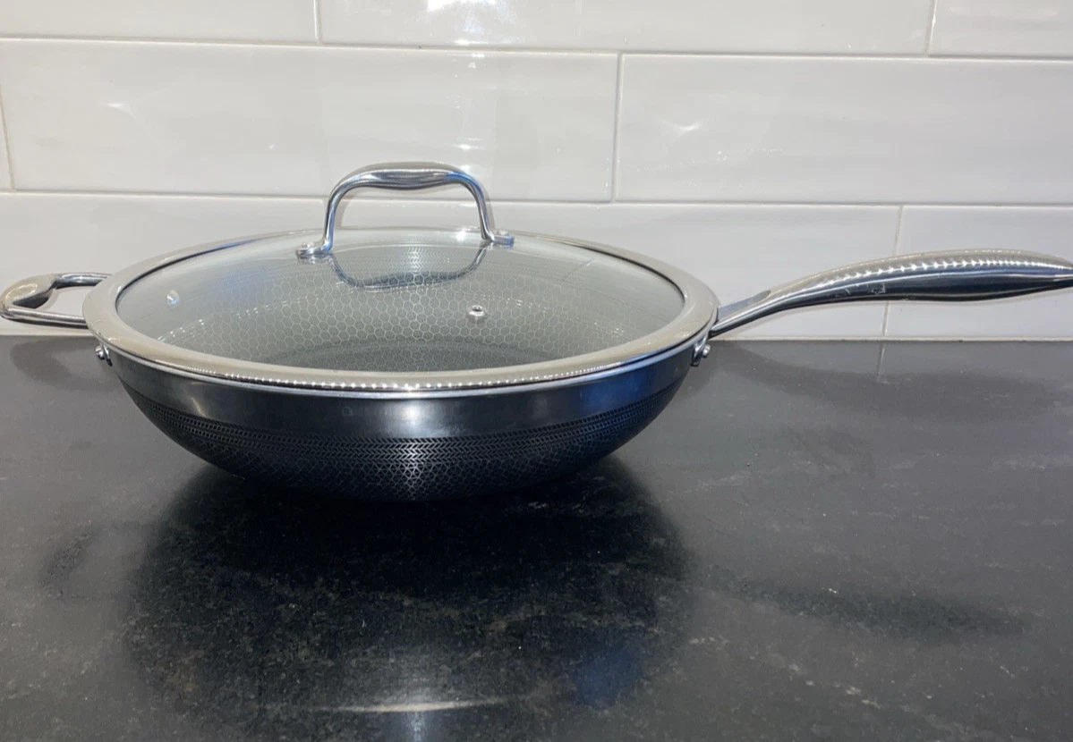HEXCLAD~ 12” WOK~Hybrid Stainless Steel Nonstick~Glass Lid Stay-Cool Handle