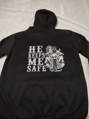 Hoodie Sweat Shirt black  L HE KEEPS ME SAFE in BACK kangaroo pocket unisex NWOT