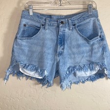 Wrangler vintage light wash cut off shorts