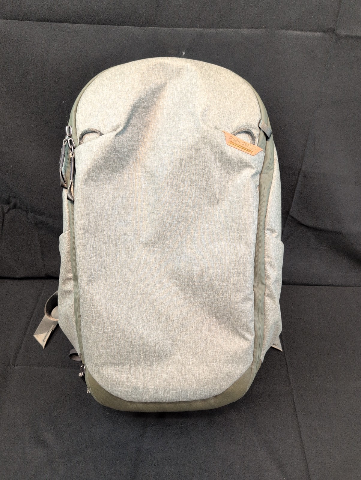 Peak Design 30L Travel Backpack Nice Condition 