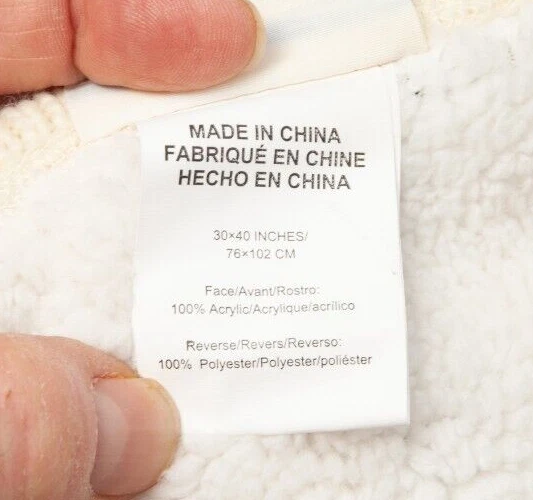 Manta Pottery Barn Niños Azul Invierno Tejida Oso Polar Sherpa 30x40 Foto 4 de 4