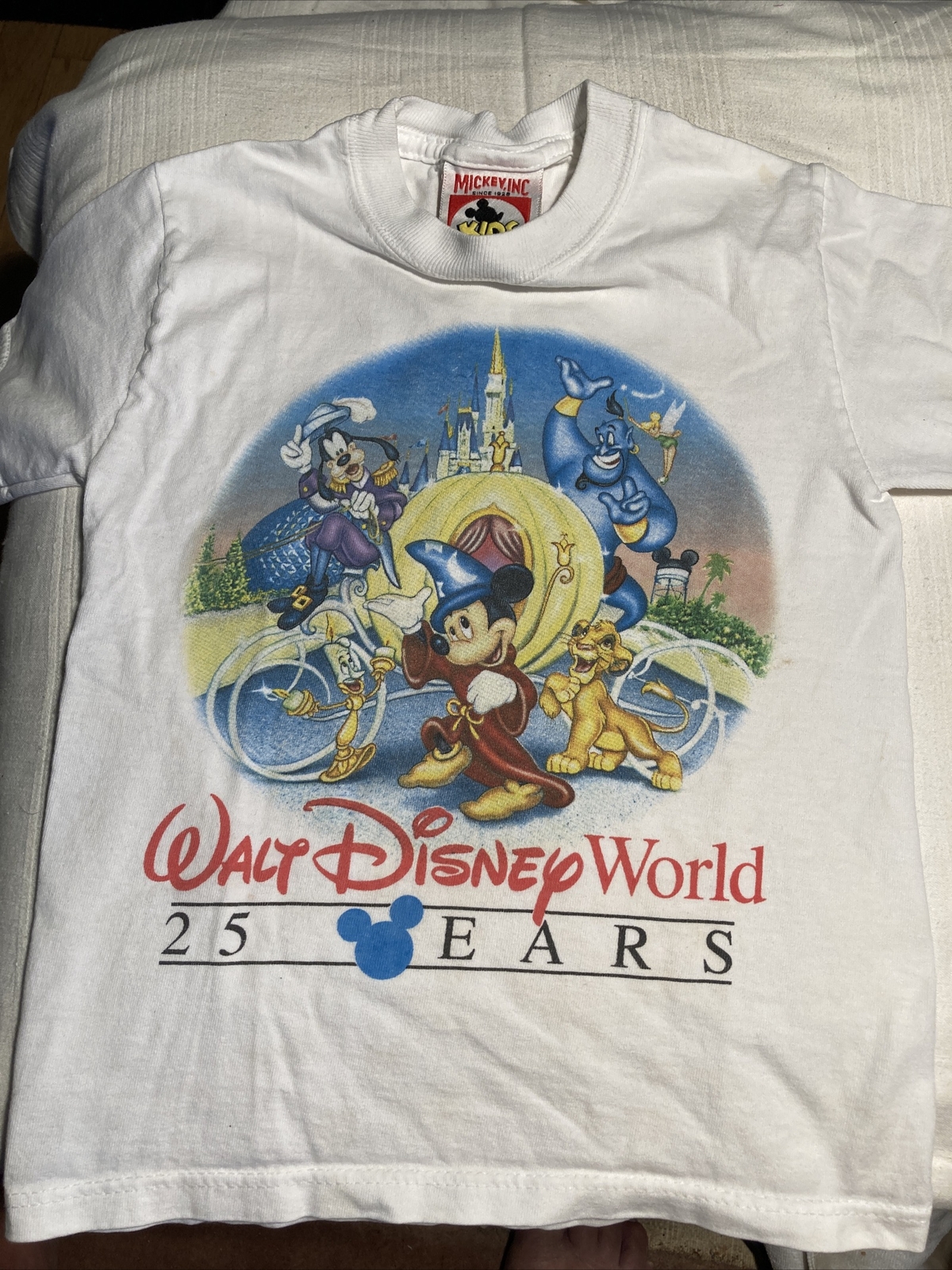 Vintage Mickey Kids Inc Magic Kingdom Castle Disney T Shirt Sz X Small Ebay