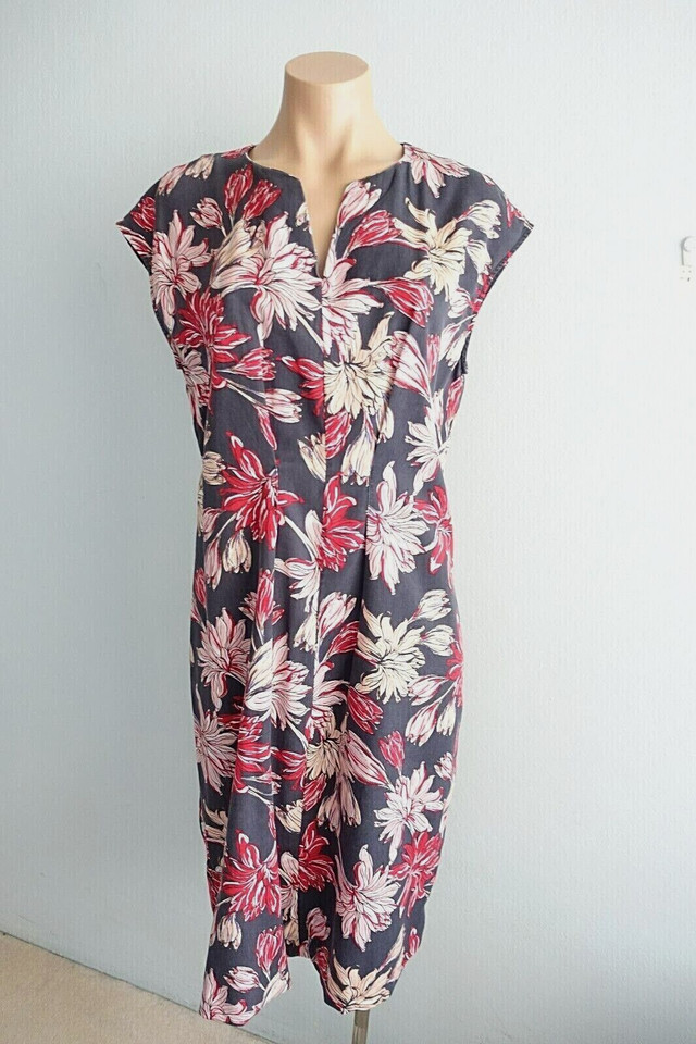 Sportscraft Dress Womens 10 Dark Grey Pink Red Floral Knee Length Office Work