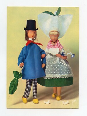 Les poupées PEYNET n° 19 Normandie UK