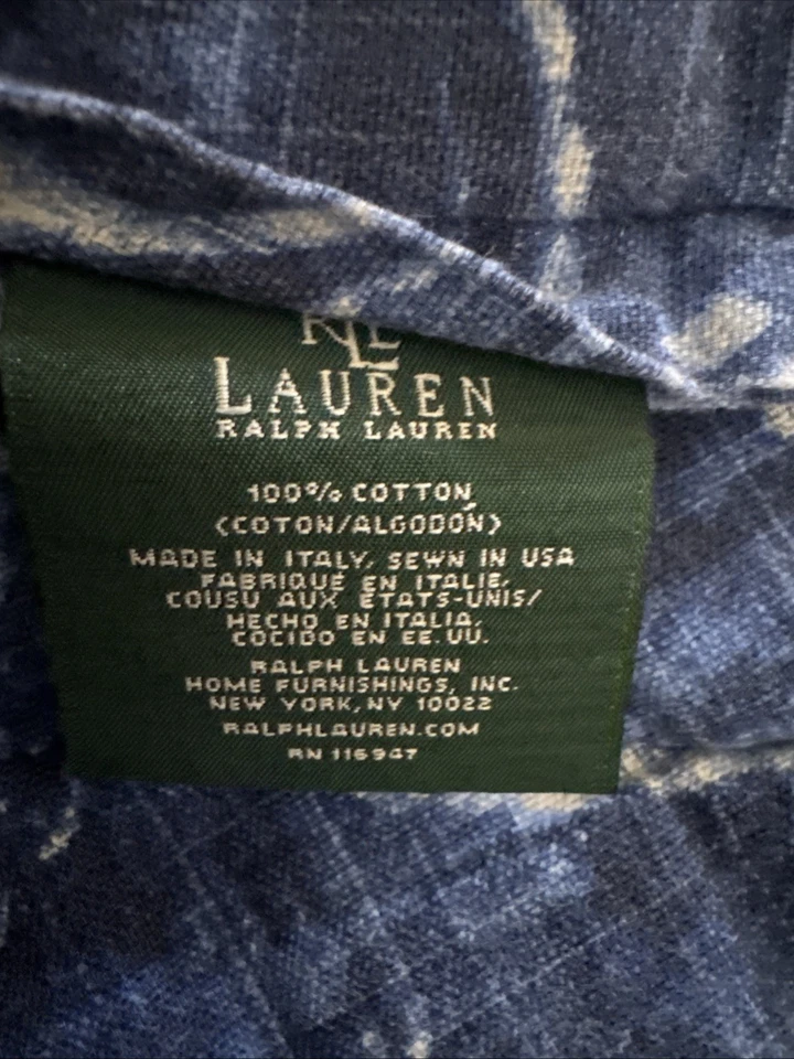 Ralph Lauren Seychelles Batik Floral Blue Twin Comforter + 2 Standard Pillowcase - Image 4 of 4