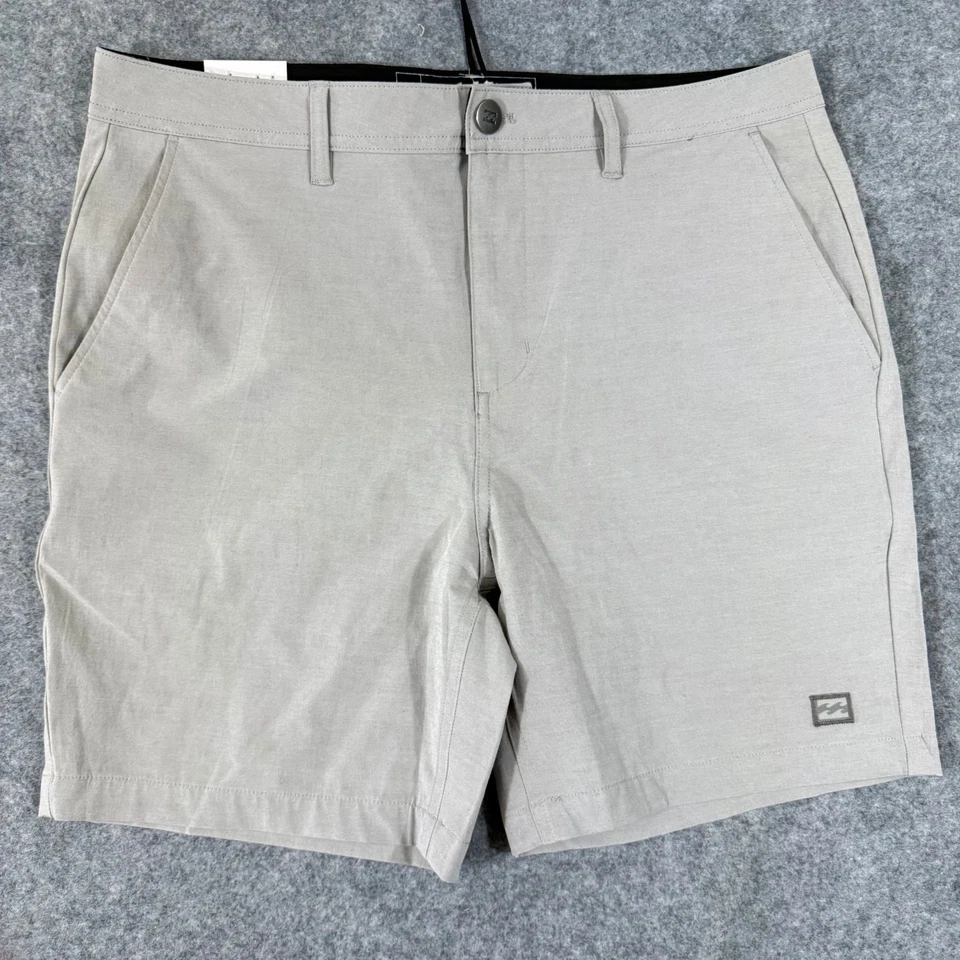 Pantalones Cortos Chinos Billabong Híbridos 18" Para Hombre 34 Gris Claro Sumergible Elastizados Nuevos con Etiquetas Foto 3 de 4