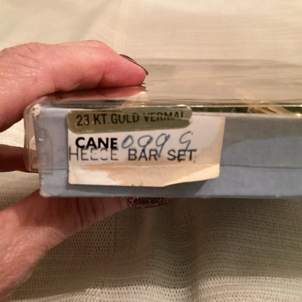 Conjunto de servir queijo vintage britânico 23 KT folheado a ouro estampado Vines Of Sheffield - Imagem 3 de 4