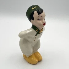 Holland Kissing Dutch Boy Holding Flowers Figurine Hand Painted Vintage Signed