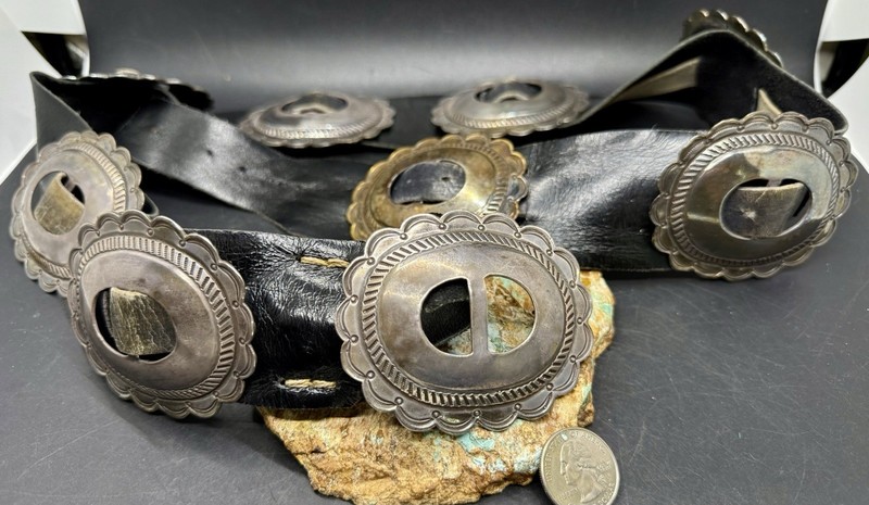 Beautiful Bold Early Navajo Hand Stamped Sterling Silver Concho Belt 391 Grams