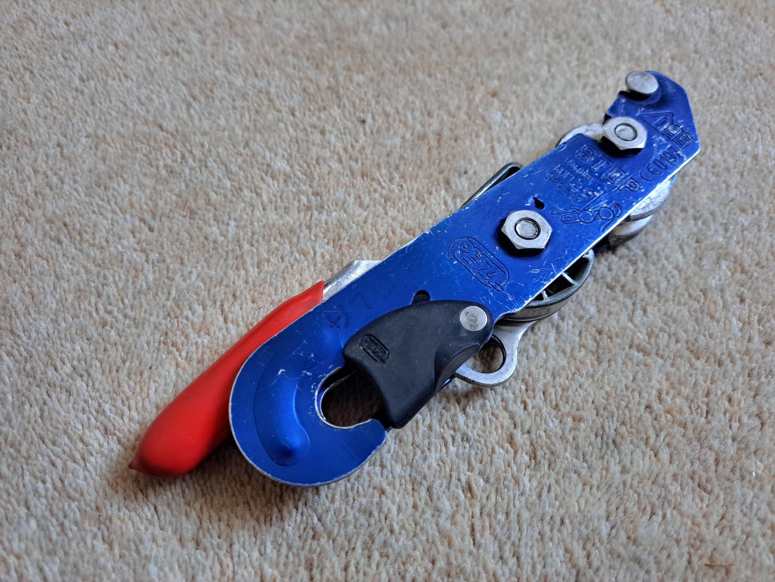 Descensor Petzl Stop