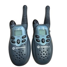 Motorola Talkabout T5000 FRS/GMRS Walkie Talkie Two-Way Radios Pair - 2004 Model