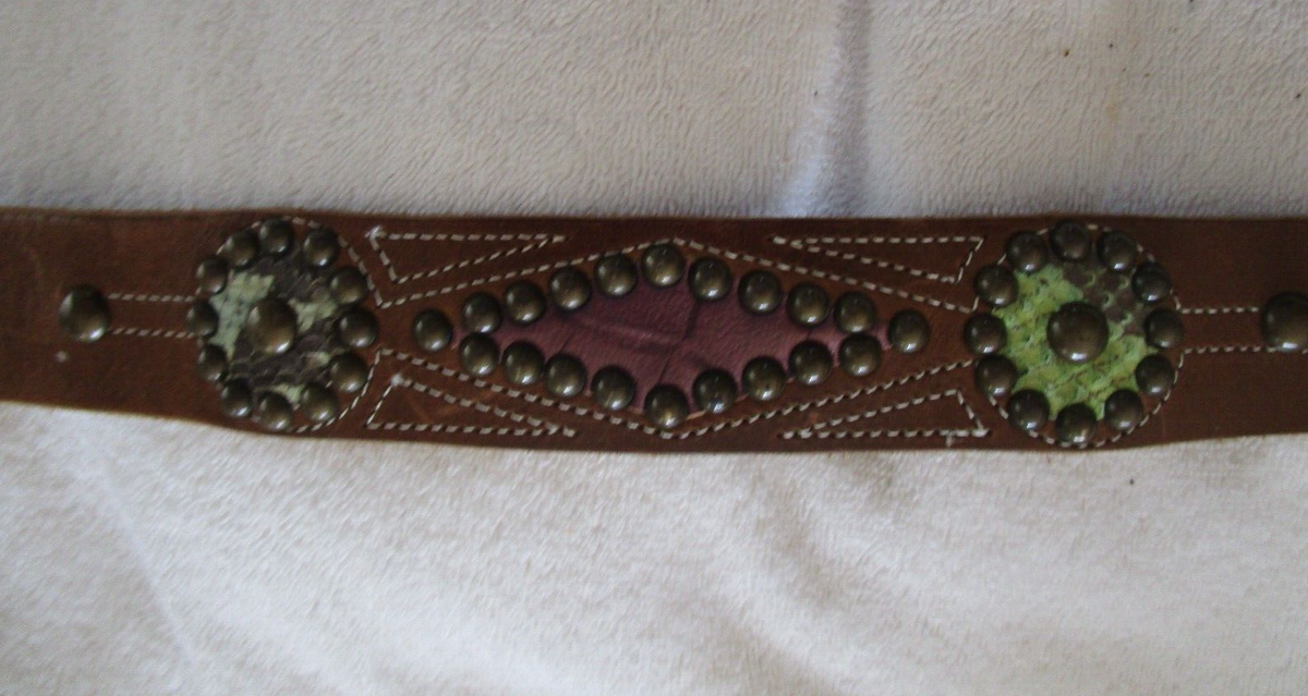 Vtg OILILY Belt Brown Leather Studded Embossed Italy Brass  display picture 2