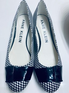 anne klein block heel