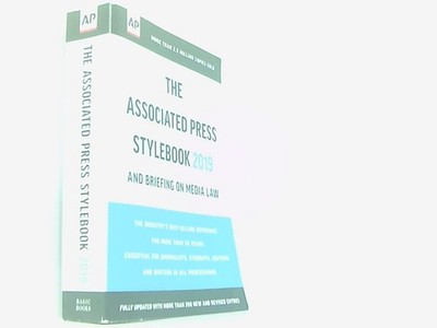 The Associated Press Stylebook 2019: and Briefing on Media Law Th Associated, Pr