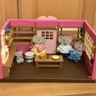 Li'l Woodzeez Bakery + Icecream Shop w Elephant And Chipmunk Family + Book — photo 8