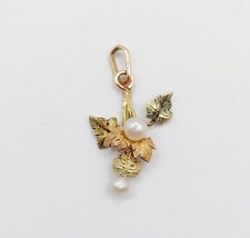 Pendentif victorien or rose et jaune 18k fleur et perles (circa 1880)