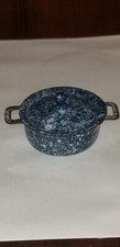 ANTIQUE GRANITEWARE ENAMEL MINIATURE TOY SPECKLED COVERED CASSEROLE DOLL TOY