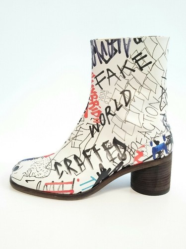 Maison Margiela Auth Graffiti Leather 