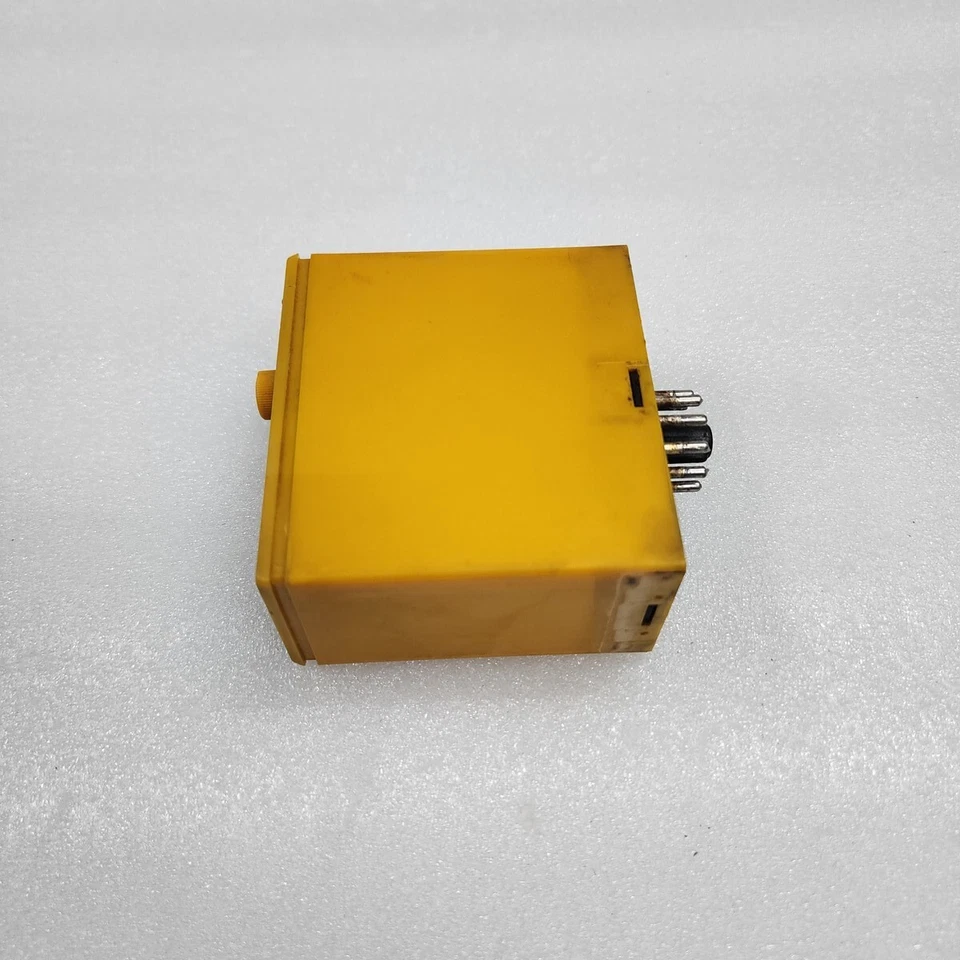 SELECTRON GM-I 11 CURRENT CONTROL 5A 220-240VAC - Image 4 of 4