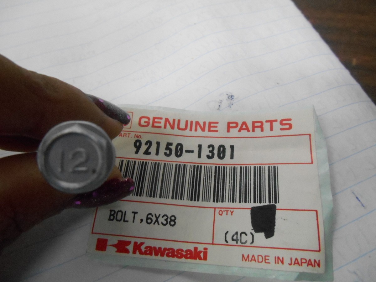 NOS Kawasaki OEM Bolt 6x38 98-99 ZX600 89-95 ZX750 94-97