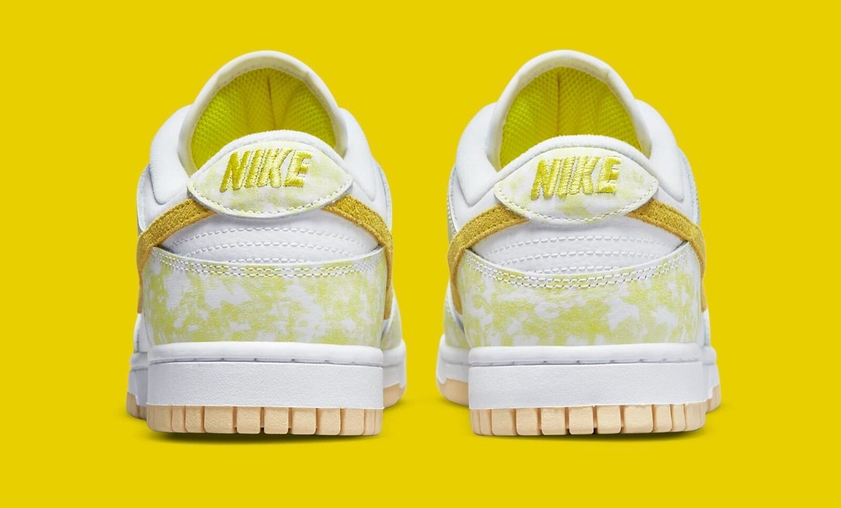NIKE DUNK LOW 