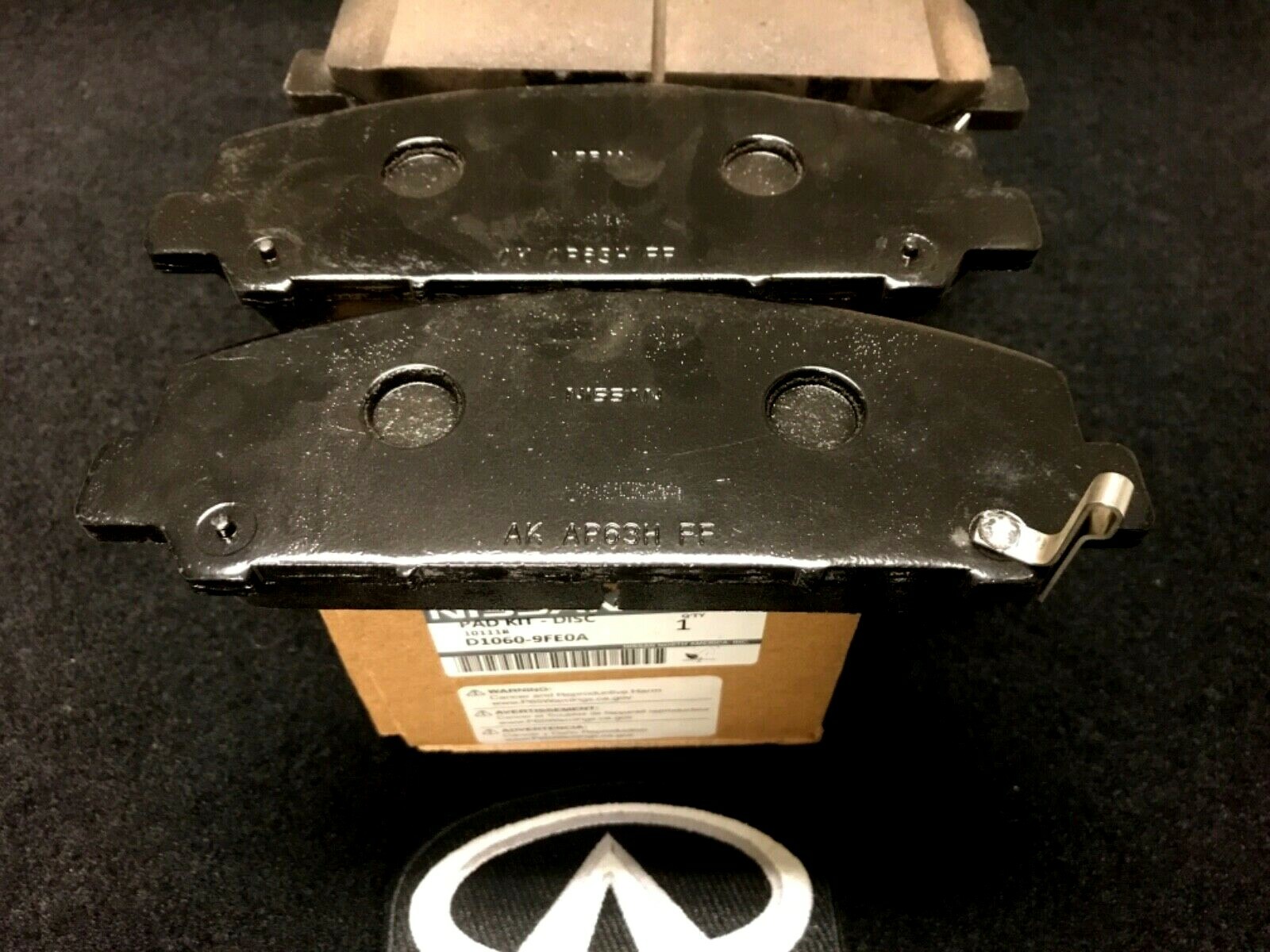 NEW OEM NISSAN INFINITI Front Brake Pad Kit D1M609FE0A QX56 QX80 ARMADA