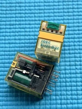 IDEC RU2S-D24  24V Coil Relay Made in Japan(Lot of 2)