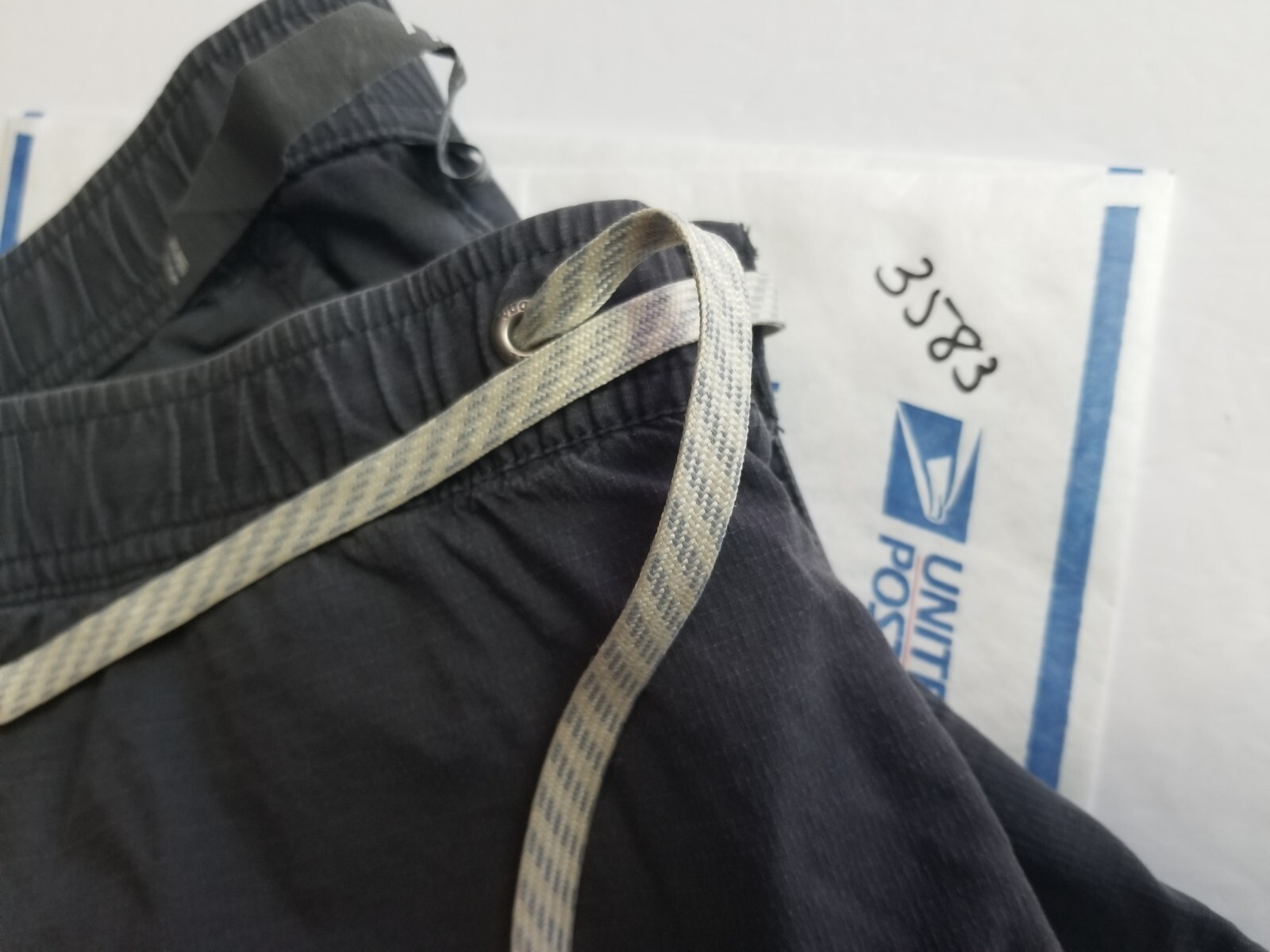 Vuori Joggers Mens Large Gray Ripstop Climbers Casual Drawstring Stretch See Pic image 10