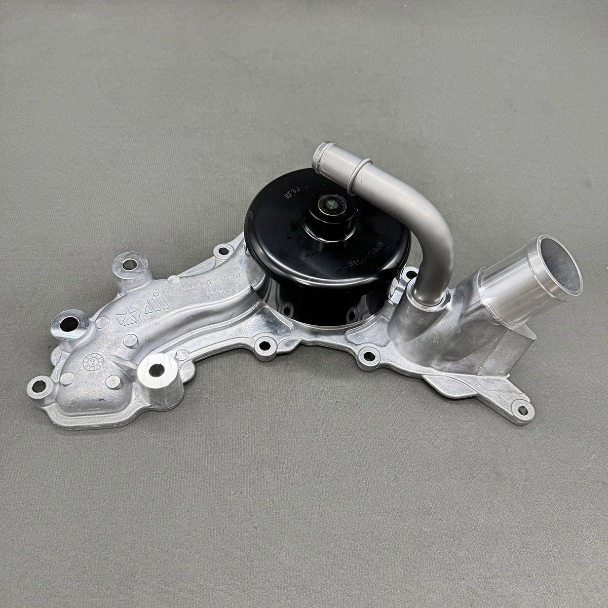 Maserati Ghibli 2017 Water pumps with housing Set
