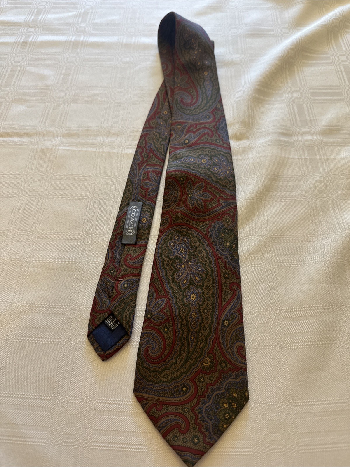 Coach Men’s 100% Silk Necktie Green Red Blue Paisley Design Made In Italy