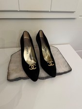 VINTAGE CHANEL BLACK SUEDE HEELS WITH CC GOLD LOGO SIZE 6