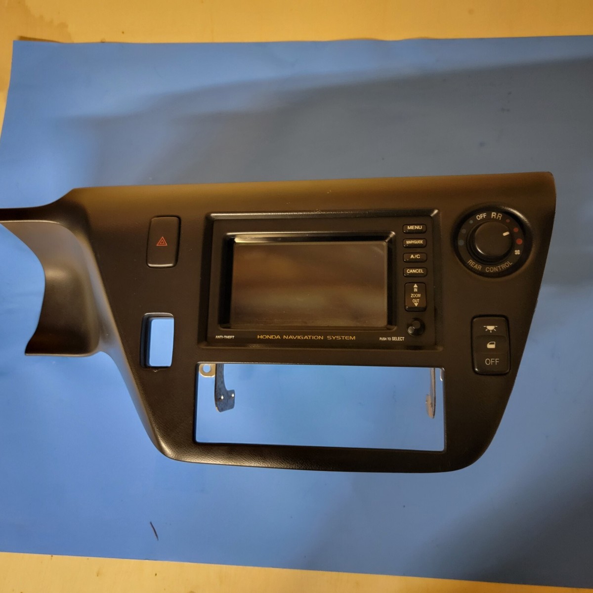 Honda Odyssey Center Navigation System Screen 39810-S0X-A020