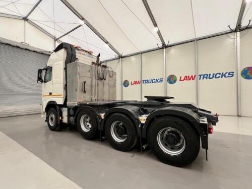 Volvo FH 540 8x4 Sleeper Cab Tractor Unit Manual - Picture 14 of 20