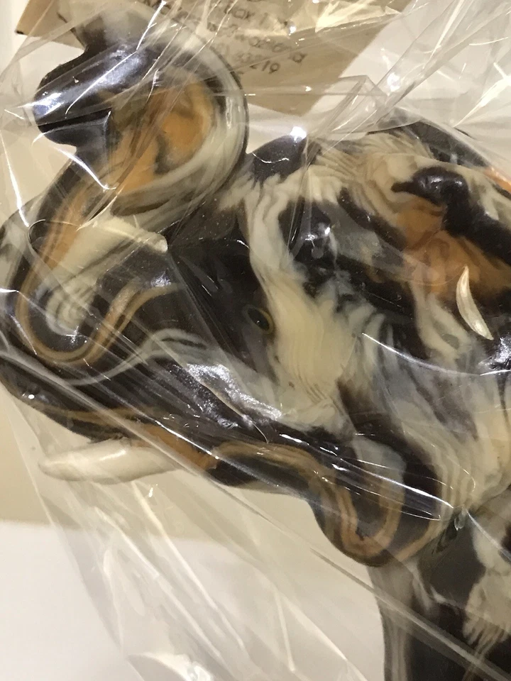 Vintage Swazi Africa Elephant Candle Wax . - Image 4 of 4