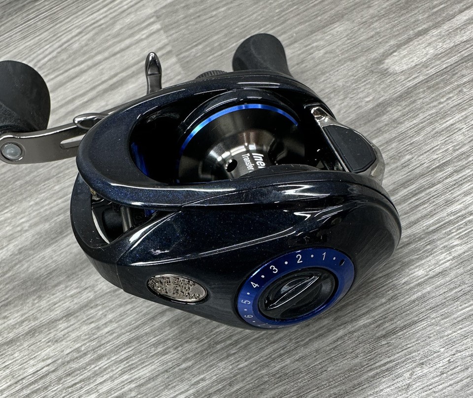 BASS PRO EXTREME XML BAITCASTING REEL EML10SHABL eBay