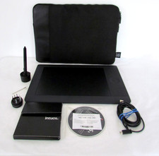 Wacom Intuos5 Touch Medium Drawing Tablet PTH-650 Complete w Pen Stand Case