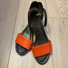 Tory Burch Finley OpenToe Sandal leather block heel black & Red Mint C 6.5M