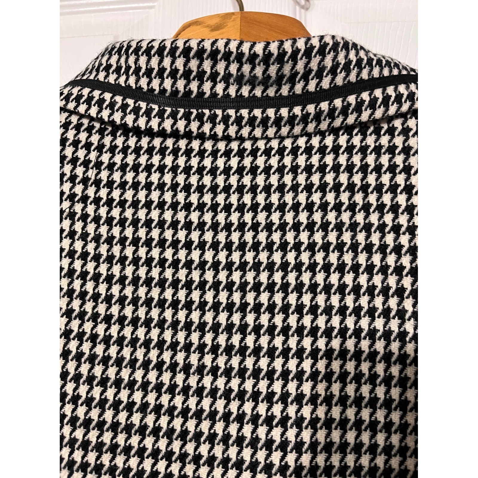 STUDIO I Houndstooth Button Front Blazer & Flounc… - image 7
