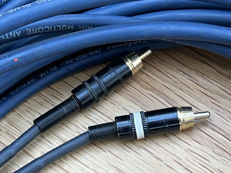 15m Van Damme 268-202-060 Studio Grade UPOFC Prejacketed 2 Pair Multicore - Image 3 of 4