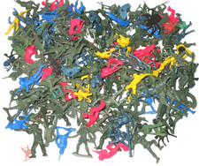 VINTAGE PLASTIC SOLDIERS COWBOYS INDIANS LARGE LOT