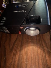 ViewSonic PJD5155 3300 Lumens SVGA DLP Projector HDMI 2808 Hrs. Read Desc