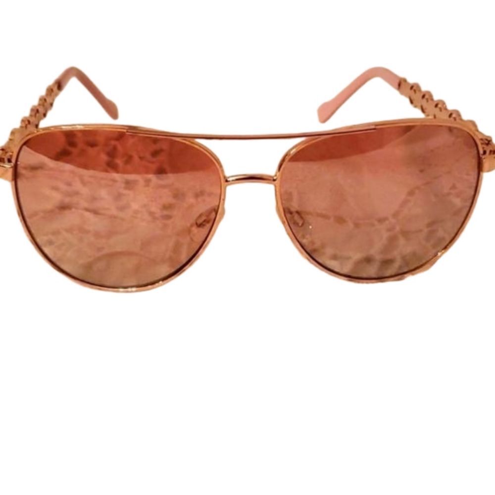 Stylish UV-Protection Polarized Sunglasses for Men and Women-image