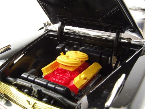 Plymouth Fury 1958 Negro Coche a Escala 1:18 MotorMax - Imagen 5 de 11