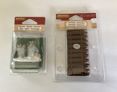 LEMAX CHRISTMAS VILLAGE 2 ACCESSORIES - Wired Wooden Fence/Raccoon Trash Bandits
