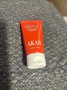 AKAR Soothe Cleansing Milk