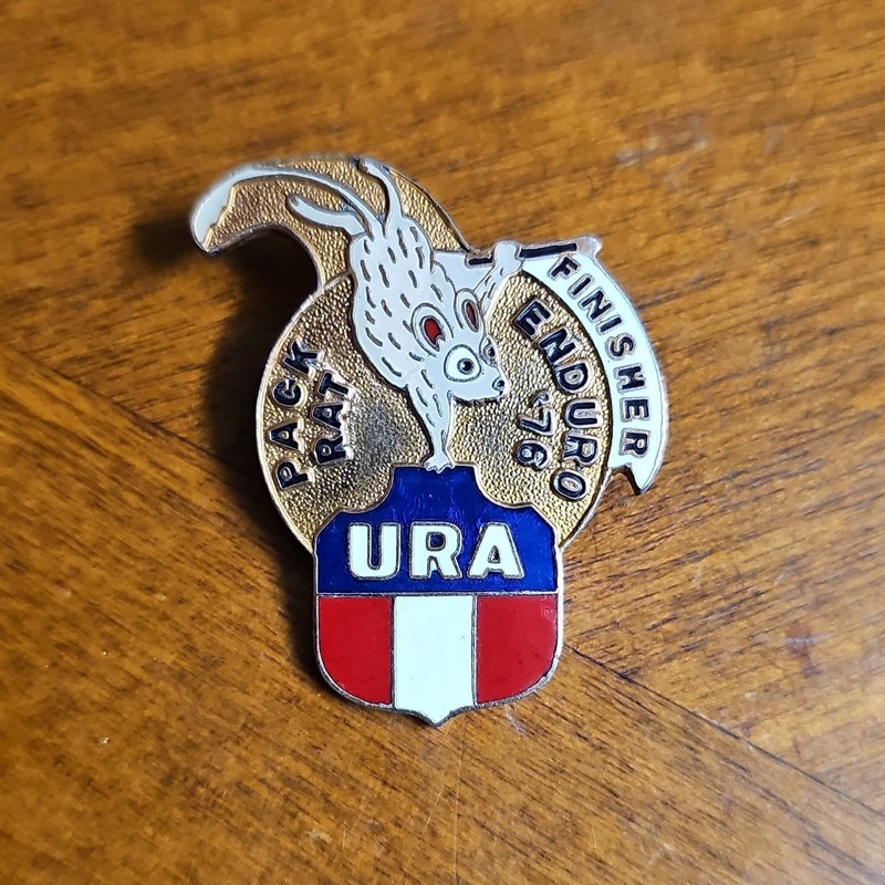 URA Finishers Enduro 1976 PCC 19 Enamel Pinback Lapel Pin Pace Race