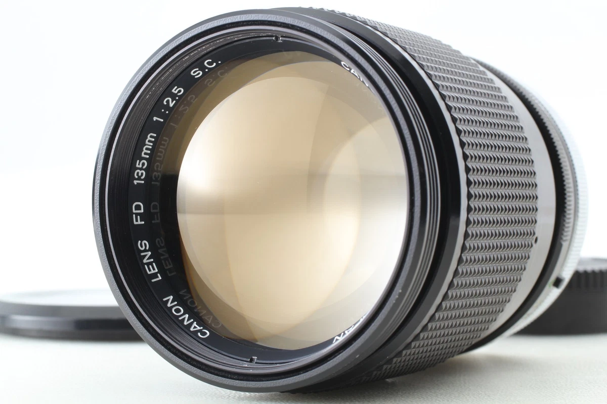 【整備済み＊試写あり】Canon FD 135/1:2.5 フィルター付 Canon FD Camera Lenses 135mm Focal f/2.5 Maximum Aperture for sale